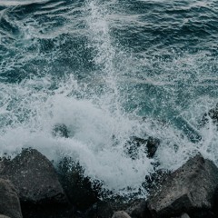 Oceans and Engines - Niki (Acoustic cover)