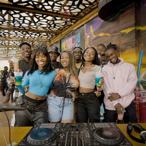 DJ EMZ LIVE IN GHANA PARTY MIX - FULL VISUAL OUT ON YOUTUBE