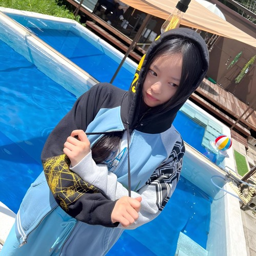 하니 (HANNI) - Life is wet (AI Cover)