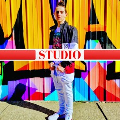 STUDIO