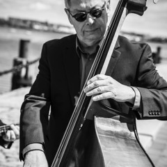 Backroom Bounce (60 Sec.)(Production Library)