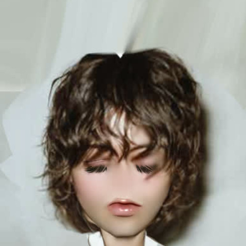 noahdillondiscoveringhisfeminineside