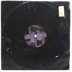 Premiere: Major TOM - Ground Control