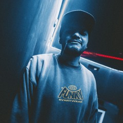 LIVE + RADIO SHOWS & MIXTAPES