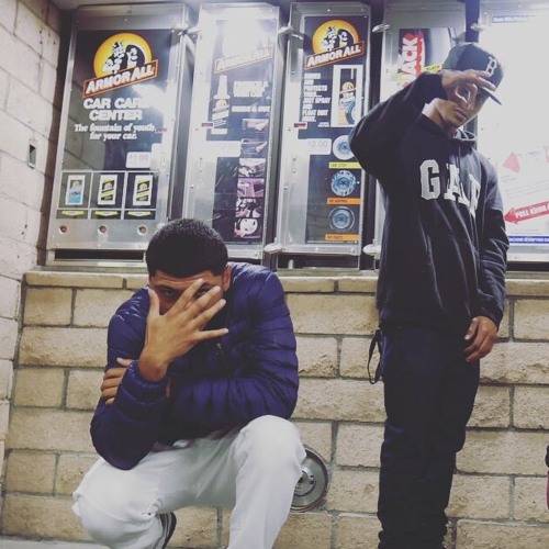 Eazee ft timer - Momma Told Me (prod By. eazee)