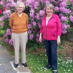 Femmes Solidaires Côte d'Emeraude : Jacqueline Lohat et Annie Morvan.