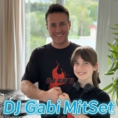 DJ GABI - Melodic Techno & Progressive House DJ Set | November 2025 🔥🎧 (Shorts)