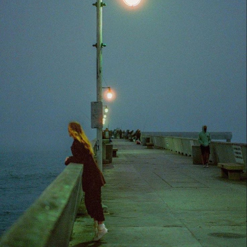 Still There - Chillwave Synthwave Pop