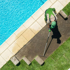 Landscaper Woodland Hills CA - Lyle Lavietes Landscape Contractor Inc