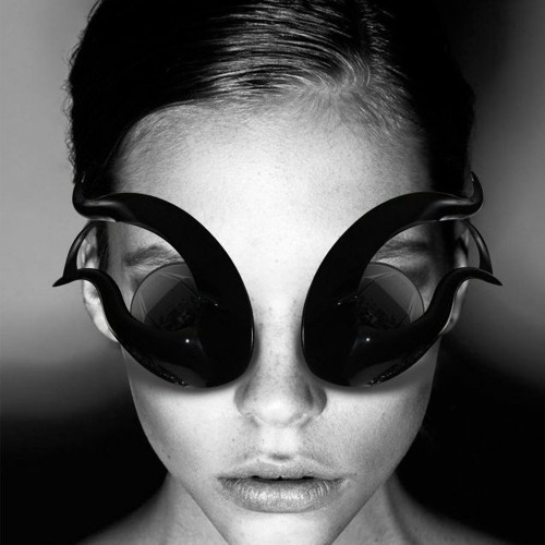 Stream Zhou yung peng buy house and warp brothers we will survive