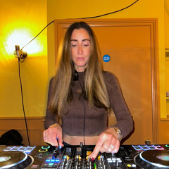 ROOBY goes chill. LIVE SET from One Warwick Park Hotel - Chilled House / House