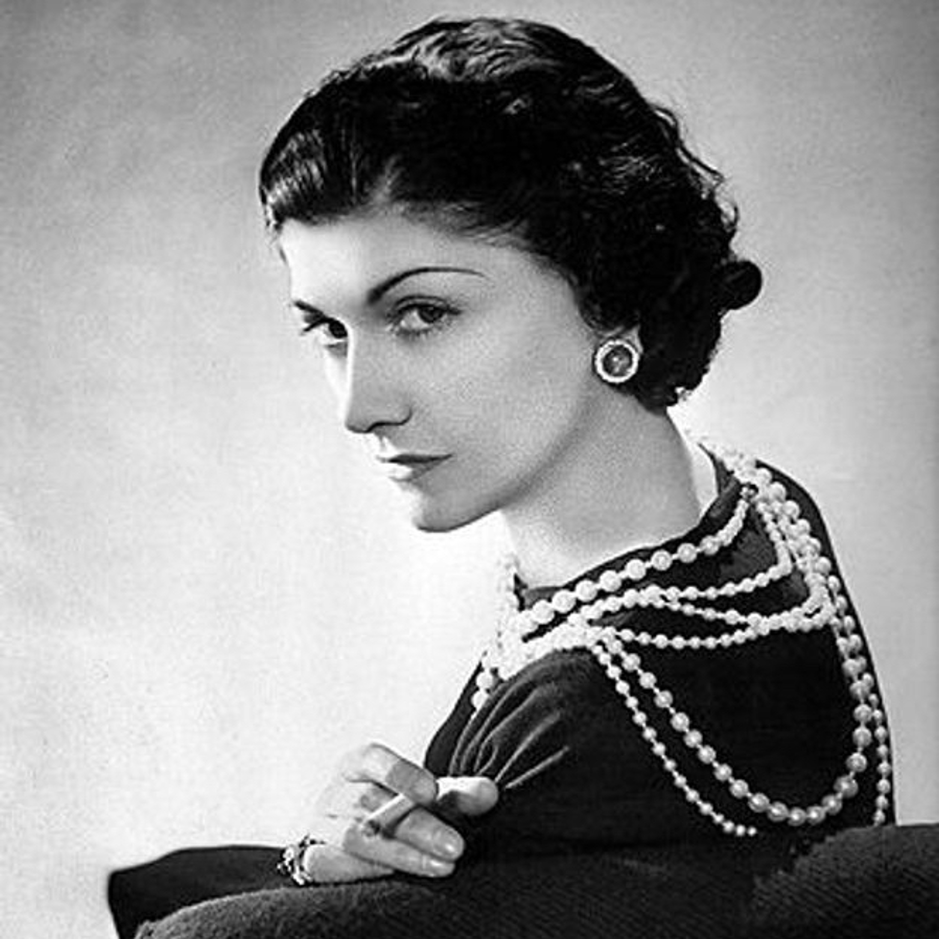 %2329 Coco Chanel