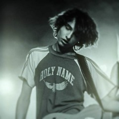 saint-tropez / wear headphone