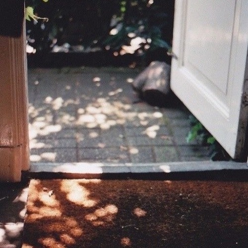 Nhạc nghe vào buổi trưa chiều thanh thản đầy nắng và gió