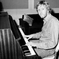 Gotta Get Up - Harry Nillson Cover By Duchess Viridian