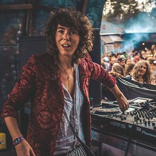 Stream pilocka krach Listen to pilocka's dj sets playlist online for