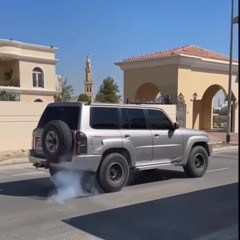 يلا تنكس يا بو خليف
