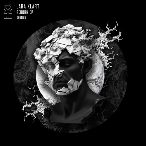 Premiere: Lara Klart (ft. Rowetta) - I Need You (Original Mix) | Desert Hearts Black