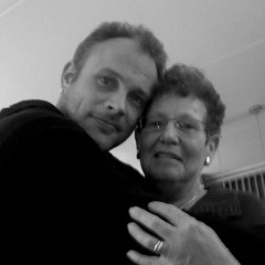 Moby - The Perfect Life (mad-ID Hard Frenchcore Edit) I Fucking Love My Mum !!!