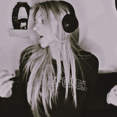 Just hold on, we're going home // zaras version