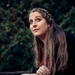 Red Is The Rose (Trad.) - by Tini