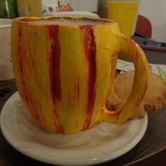 Voces al Aire...Libre "Corte de Caja...Toma Chocolate y Paga lo que Debes"