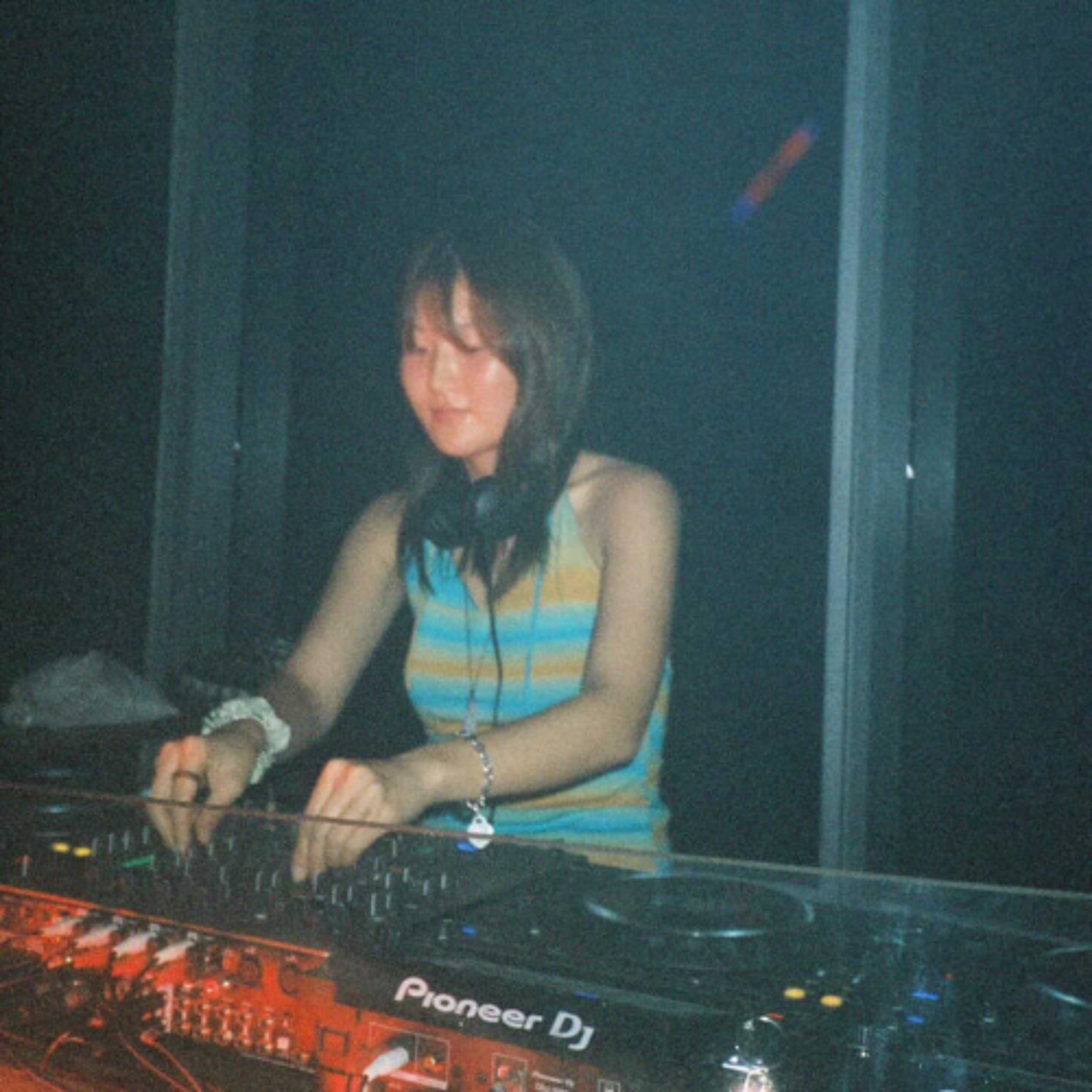 Diggin Da Vibe with Ginger 04.22.26 | VISLA FM episode artwork