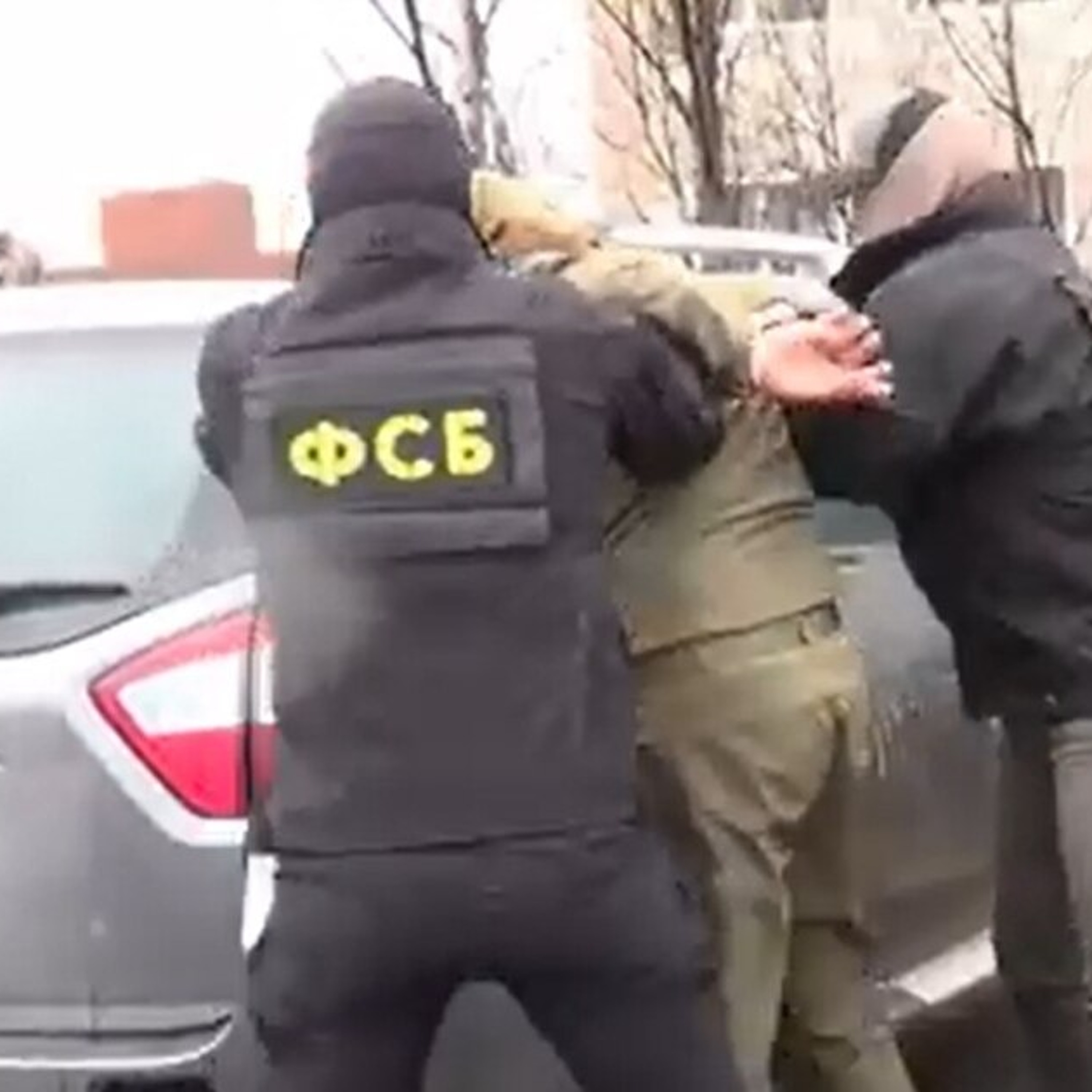 Кого в окупованому Криму карають за «дискредитацію» російської армії episode artwork