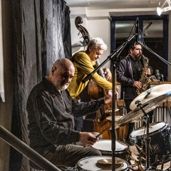 Ignaz Schick's Decollage3 - live at Kunstraum Waldkirchen