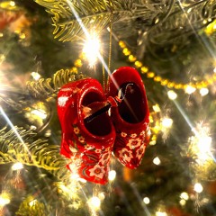 Christmas Shoes - A Christian McIntosh