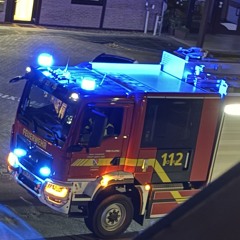 Laterne laufen im Blaulichtgewitter