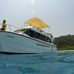 Dive into the Depths: Richelieu Rock Day Trips