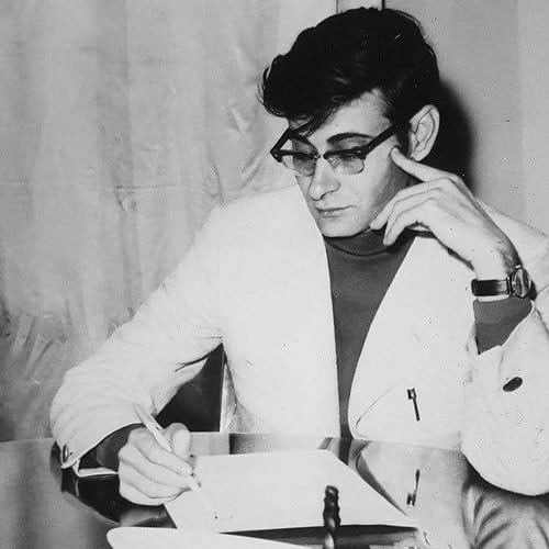 محمود درويش - لم يسألوا  ماذا وراء الموت.