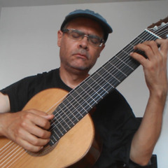 Bach - Prelude in C BWV 846 10-String Guitar Ramón León Egea