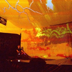 Almevan - Sub-Valentine DJset / Discordance - UEEH support party