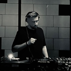 SHMDT - RTS.FM St.Petersburg X Furry Bumblebee