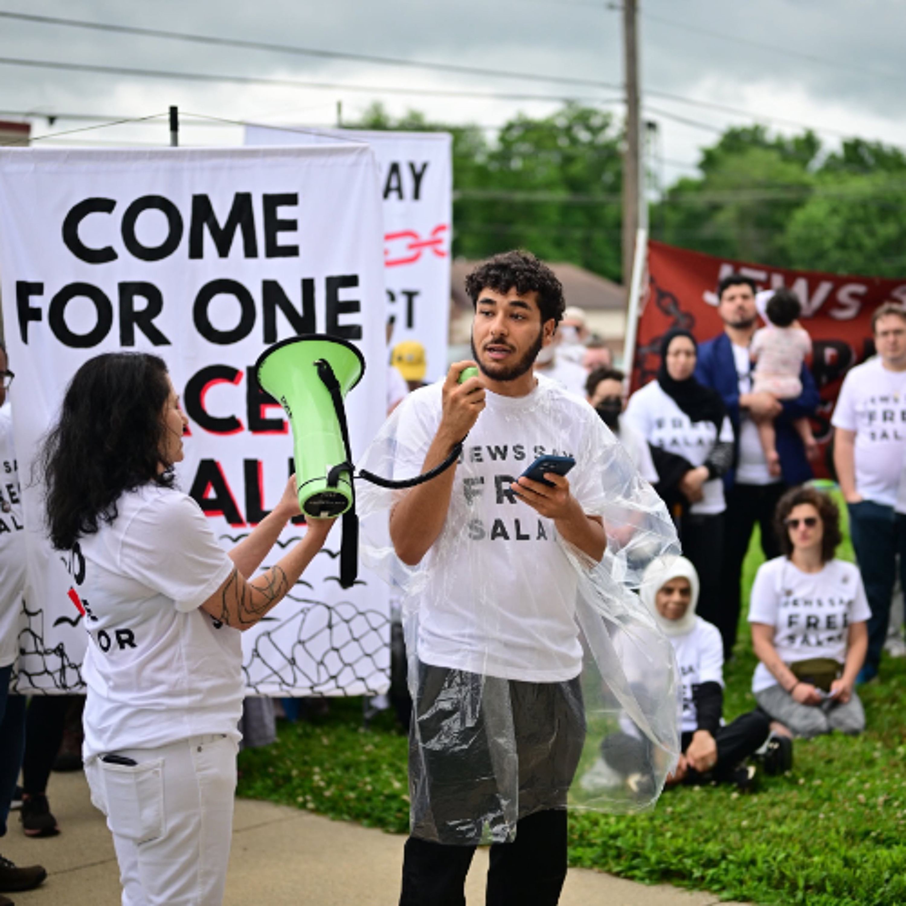 Jewish advocates demand Salah Sarsour’s release at interfaith vigil episode artwork