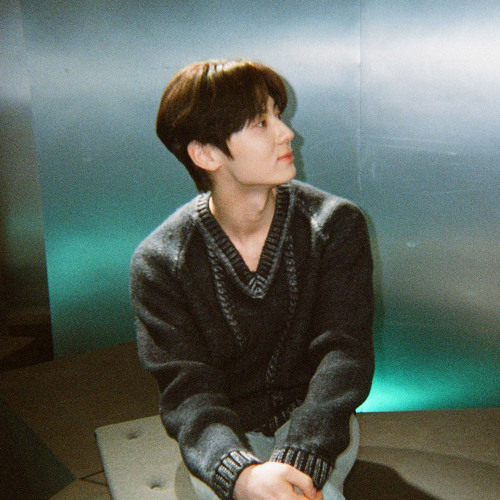 황민현(HWANG MINHYUN) -Love again (original song by baekhyun)