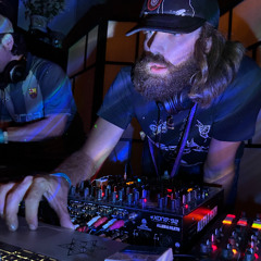 Arcane Groove @ Five On It Sunday <3
