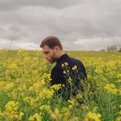 Hourglass (feat. lou moon)