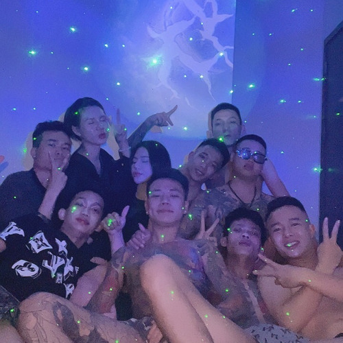 BẠCH TUYẾT VÀ 8 CHÚ LÙN. TUẤN KIỆT