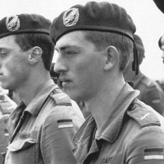 Bundeswehr Fallschirmjäger - Hinter Den Bergen Strahlet Die Sonne (Rare Version)