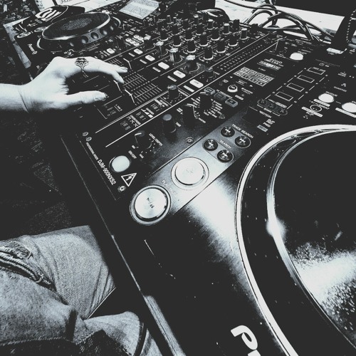 techno vol. 01 (2023)