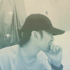 DJ FULL SENYUM SAYANG REMIX VIRAL TIKTOK BASS BETON TERBARU 2022 (LukazRMX).mp3