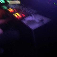wobbly bassline
