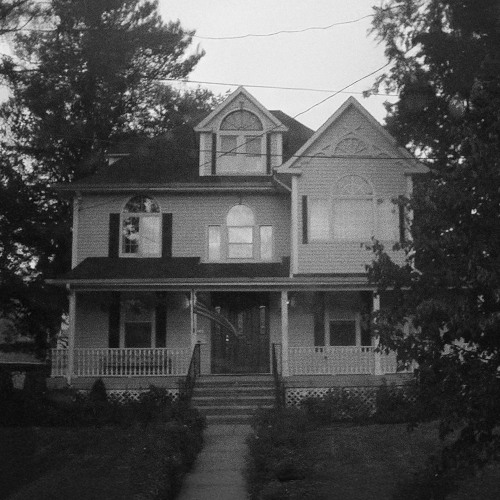 D J 1 9 8 6 一 九 八 六 - U R B A N L I F E