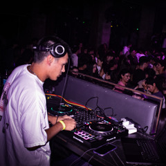 Set ULTRABAILABLE (PEAK TIME)