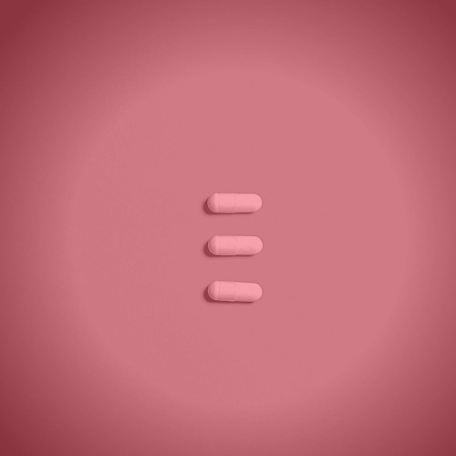 Alexose - Pills & Love (feat. Tye Grees)