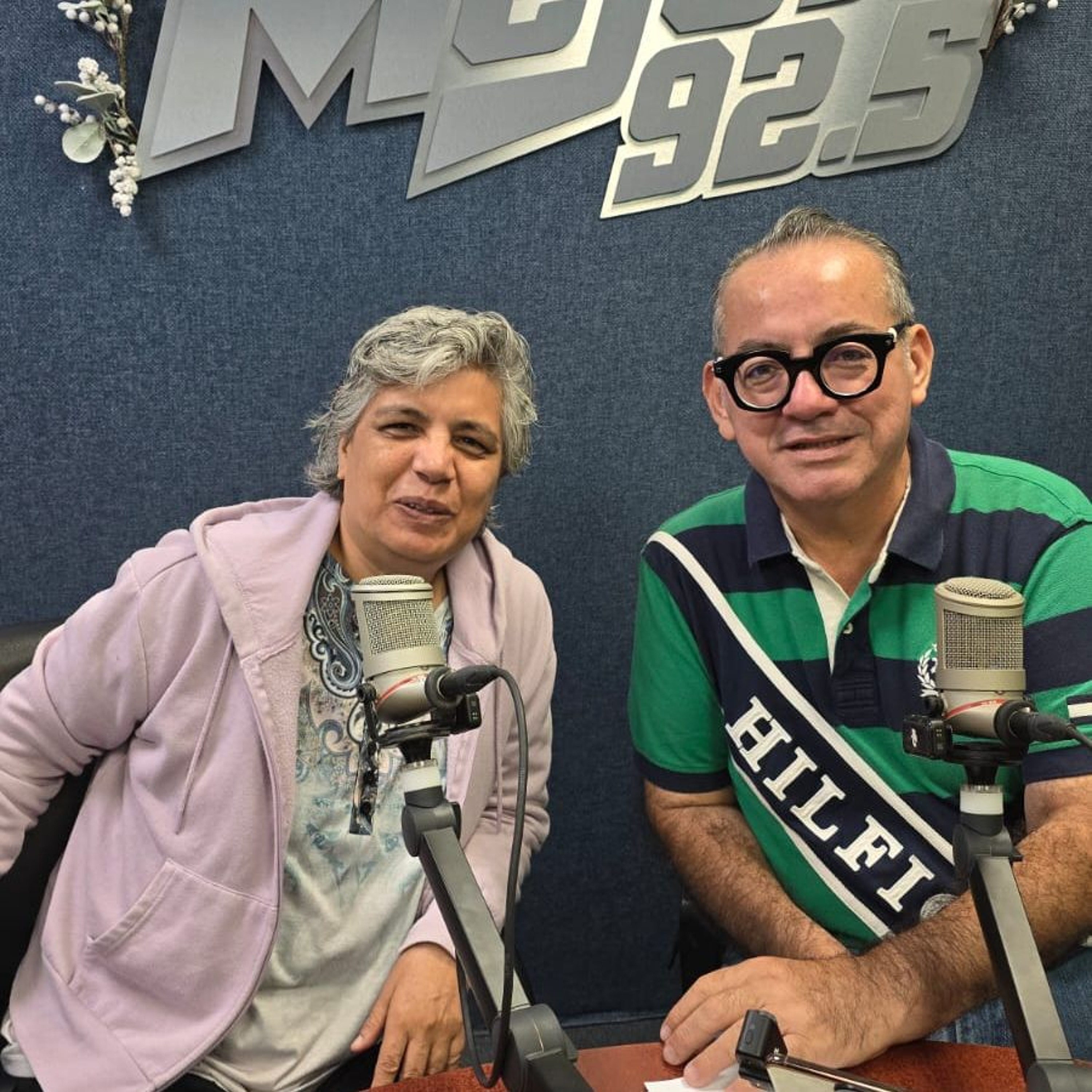Phubbing —ignorar a quien habla— afecta a los matrimonios: Dra. Silvia Sigales episode artwork