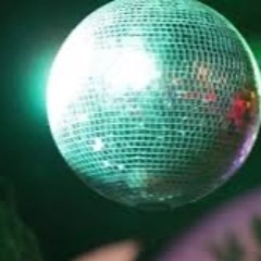 groovey piano housey